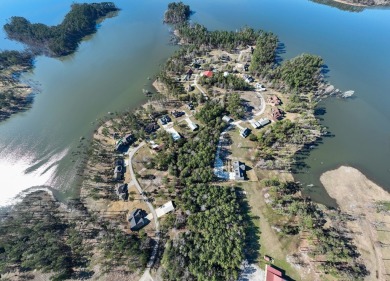 Build your dream home on this beautiful Lake Sam Rayburn lake on Rayburn Country Club in Texas - for sale on GolfHomes.com, golf home, golf lot