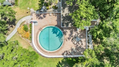 Welcome to this beautifully maintained 3-bedroom, 2-bathroom on Carrollwood Country Club in Florida - for sale on GolfHomes.com, golf home, golf lot