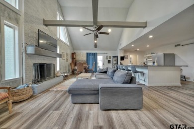 Stunningly remodeled Hideaway gem--now better than ever! on Hide-A-Way Lake Golf Course in Texas - for sale on GolfHomes.com, golf home, golf lot
