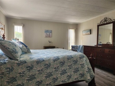 Welcome to the beautiful rolling hills of Zellwood Station. A on Zellwood Station Country Club in Florida - for sale on GolfHomes.com, golf home, golf lot