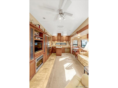 Beautifully maintained 2007 DoubleTree Select Suite camper - on River Ridge Golf Club in Virginia - for sale on GolfHomes.com, golf home, golf lot
