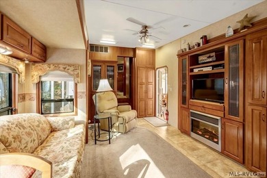 Beautifully maintained 2007 DoubleTree Select Suite camper - on River Ridge Golf Club in Virginia - for sale on GolfHomes.com, golf home, golf lot