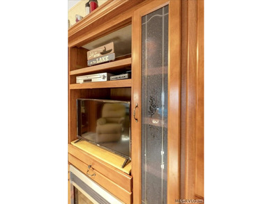 Beautifully maintained 2007 DoubleTree Select Suite camper - on River Ridge Golf Club in Virginia - for sale on GolfHomes.com, golf home, golf lot