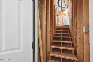 Welcome to your all-brick coastal retreat in the prestigious on Ocean Ridge Plantation in North Carolina - for sale on GolfHomes.com, golf home, golf lot