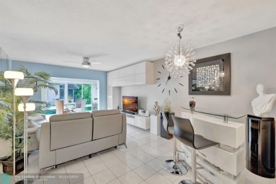 Charming 2 bedroom 2 bathroom condo located in the desirable on Inverrary Country Club in Florida - for sale on GolfHomes.com, golf home, golf lot