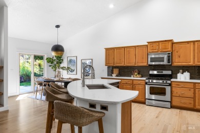 Elegant single-level home quietly set at the base of Boise's on Quail Hollow Golf Club in Idaho - for sale on GolfHomes.com, golf home, golf lot