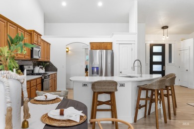 Elegant single-level home quietly set at the base of Boise's on Quail Hollow Golf Club in Idaho - for sale on GolfHomes.com, golf home, golf lot