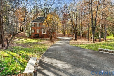 This family loved raising their kids on this quiet cul de sac in on Highlands Golfers Club in Virginia - for sale on GolfHomes.com, golf home, golf lot