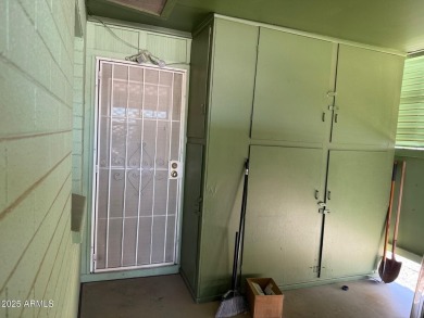 Charming 2 bedroom, 1.75 bath home with 1,514 sq ft in Sun on Sun City South Golf Course in Arizona - for sale on GolfHomes.com, golf home, golf lot