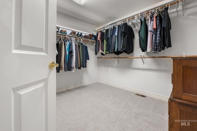 A home you'll love walking through. Designed by a professional on Lewiston Golf and Country Club in ID - for sale on GolfHomes.com, golf home, golf lot