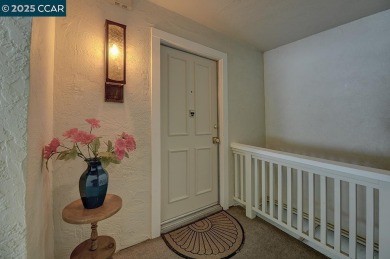 Charming Corner Unit Kentfield model in Rossmoor with fully on Rossmoor Golf Course in California - for sale on GolfHomes.com, golf home, golf lot