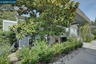 Charming Corner Unit Kentfield model in Rossmoor with fully on Rossmoor Golf Course in California - for sale on GolfHomes.com, golf home, golf lot