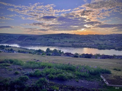 A home you'll love walking through. Designed by a professional on Lewiston Golf and Country Club in ID - for sale on GolfHomes.com, golf home, golf lot