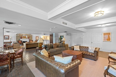 Spacious 1-Bedroom Condo in Recently Renovated Country Club on Memphis Country Club in Tennessee - for sale on GolfHomes.com, golf home, golf lot