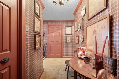 Spacious 1-Bedroom Condo in Recently Renovated Country Club on Memphis Country Club in Tennessee - for sale on GolfHomes.com, golf home, golf lot