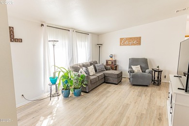 Located in the highly desirable Sun Ridge by the Lake community on Chinook Winds Golf Resort in Oregon - for sale on GolfHomes.com, golf home, golf lot