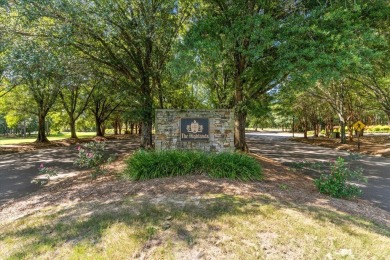 JUST WHAT YOU ALL HAVE BEEN WAITING FOR! Located in the MOST on Highland Oaks Golf Course in Alabama - for sale on GolfHomes.com, golf home, golf lot