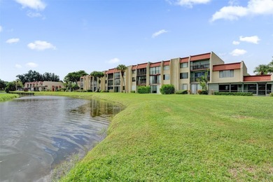 Located in an all-ages community, this spacious 2-bedroom on Fountains Golf and Country Club in Florida - for sale on GolfHomes.com, golf home, golf lot