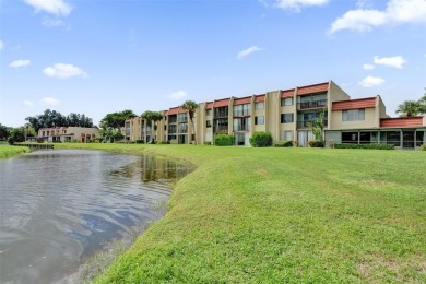 All ages community, this spacious 2-bedroom, 2-bath corner unit on  in Florida - for sale on GolfHomes.com, golf home, golf lot