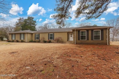 This beautiful, well-maintained home offers 4 bedrooms (possibly on Humboldt Golf and Country Club in Tennessee - for sale on GolfHomes.com, golf home, golf lot