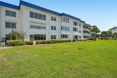 What's NEW?? How about NEW Quartz Counters AND A New, Lower on Seven Lakes Golf and Tennis Community in Florida - for sale on GolfHomes.com, golf home, golf lot
