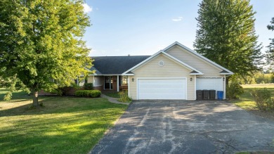 Exceptional contemporary ranch with golf course views, three car on Galena Golf Club in Illinois - for sale on GolfHomes.com, golf home, golf lot