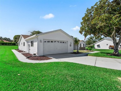 GORGEOUS 3 Bedroom, 2 Bath TURN-KEY Furnished home in desirable on The Links of Spruce Creek in Florida - for sale on GolfHomes.com, golf home, golf lot