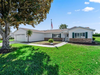 GORGEOUS 3 Bedroom, 2 Bath TURN-KEY Furnished home in desirable on The Links of Spruce Creek in Florida - for sale on GolfHomes.com, golf home, golf lot