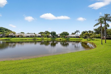 Experience refined country club living in this beautifully on Hunters Run Golf and Country Club in Florida - for sale on GolfHomes.com, golf home, golf lot