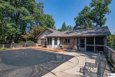 Come see what this ranch home has to offer. This home is right on Doe Valley Country Club in Kentucky - for sale on GolfHomes.com, golf home, golf lot