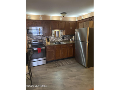 BEAUTIFUL - This home is updated and/or improved in every way on Keswick Village Golf Course in New Jersey - for sale on GolfHomes.com, golf home, golf lot