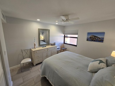 Naples Florida Real Estate For Sale! You can COUNT on VALUE with on Hammock Bay in Florida - for sale on GolfHomes.com, golf home, golf lot