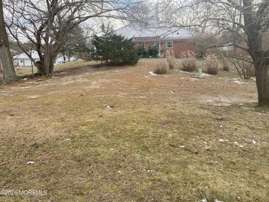 BEAUTIFUL - This home is updated and/or improved in every way on Keswick Village Golf Course in New Jersey - for sale on GolfHomes.com, golf home, golf lot