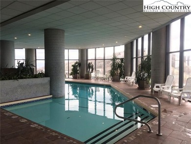 Fully furnished and completely redone! Amazing long range ski on Sugar Mountain Golf Course in North Carolina - for sale on GolfHomes.com, golf home, golf lot