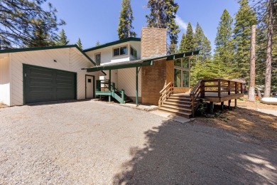 Outstanding location on Peninsula Drive with great proximity to on Lake Almanor Country Club in California - for sale on GolfHomes.com, golf home, golf lot