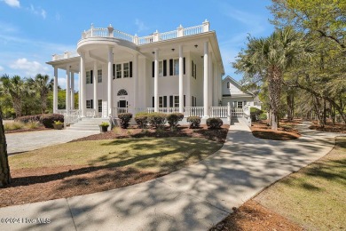 WATERFRONT MARINA COMMUNITY ! This lot is an exceptional on Lockwood Folly Country Club in North Carolina - for sale on GolfHomes.com, golf home, golf lot