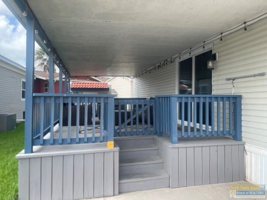 Looking for your vacation getaway close to the beach that is on Long Island Golf Course in Texas - for sale on GolfHomes.com, golf home, golf lot