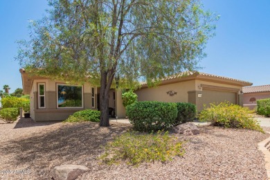 The location of this home in Sun City Grand is perfect! on Cimarron Golf Club in Arizona - for sale on GolfHomes.com, golf home, golf lot