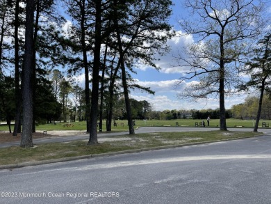 Calling all INVESTORS.  Current Lease in place for lovely 3 on Blue Heron Pines Golf Club in New Jersey - for sale on GolfHomes.com, golf home, golf lot