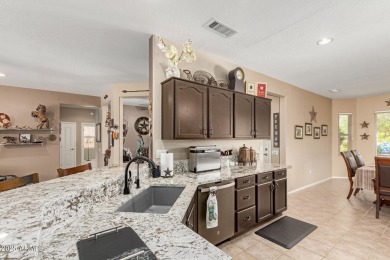 The location of this home in Sun City Grand is perfect! on Cimarron Golf Club in Arizona - for sale on GolfHomes.com, golf home, golf lot