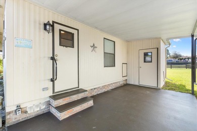 The beautiful weather is here, you should be too! This adorable on El Diablo Executive Golf Course in Florida - for sale on GolfHomes.com, golf home, golf lot