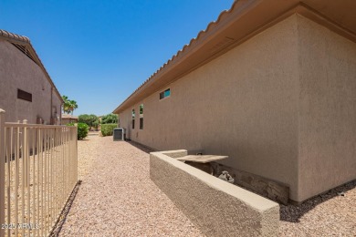 The location of this home in Sun City Grand is perfect! on Cimarron Golf Club in Arizona - for sale on GolfHomes.com, golf home, golf lot