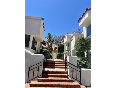 ENJOY PRESTIGIOUS BONITA LIVING!!!!Beautiful remodeled townhome on Chula Vista Municipal Golf Course in California - for sale on GolfHomes.com, golf home, golf lot