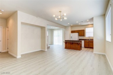 Charming 2 stories,3 bedrooms, 2 car garages in guard gate golf on Rhodes Ranch Golf Club in Nevada - for sale on GolfHomes.com, golf home, golf lot