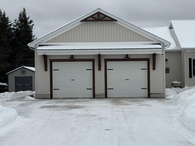 **Gorgeous Newer Build Overlooking Lakewood On The Green and on The Briar South At Lakewood in Michigan - for sale on GolfHomes.com, golf home, golf lot