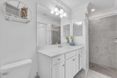 GROUND FLOOR, END UNIT, 3-bedroom, 2 bathroom condominium with on Lakewood National Golf Club in Florida - for sale on GolfHomes.com, golf home, golf lot