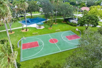Look no further, your Newly Remodeled, Fenced in Pool home is on Greenview Cove Golf Club in Florida - for sale on GolfHomes.com, golf home, golf lot