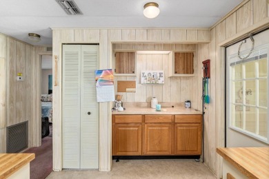 Price Just Dropped - Seller's Ready to Deal!   FINANCING on Ocala Palms Golf and Country Club in Florida - for sale on GolfHomes.com, golf home, golf lot