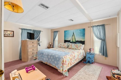 Price Just Dropped - Seller's Ready to Deal!   FINANCING on Ocala Palms Golf and Country Club in Florida - for sale on GolfHomes.com, golf home, golf lot