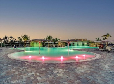 GROUND FLOOR, END UNIT, 3-bedroom, 2 bathroom condominium with on Lakewood National Golf Club in Florida - for sale on GolfHomes.com, golf home, golf lot